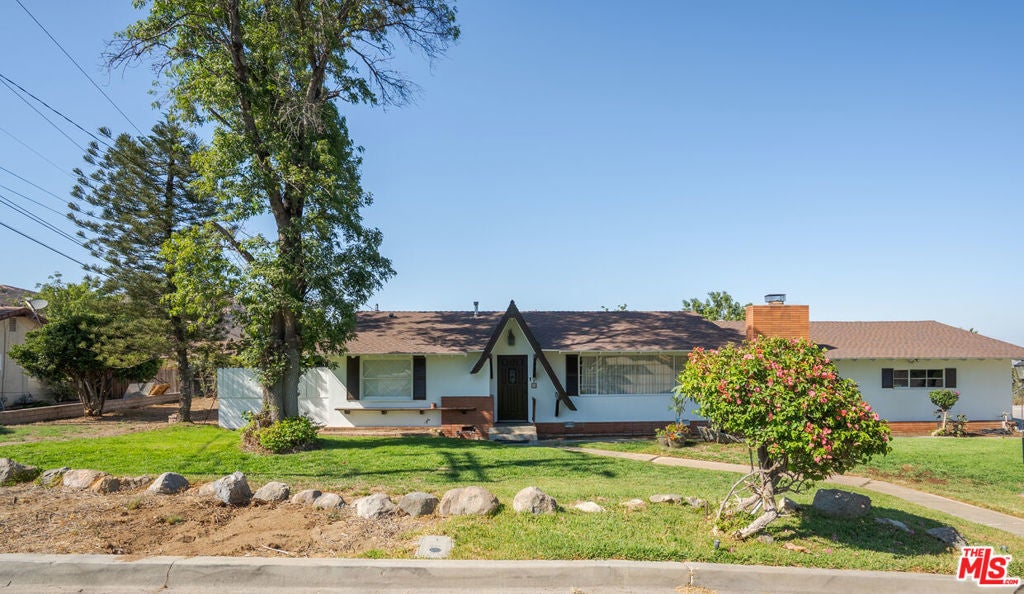 Photo of Listing #25569307