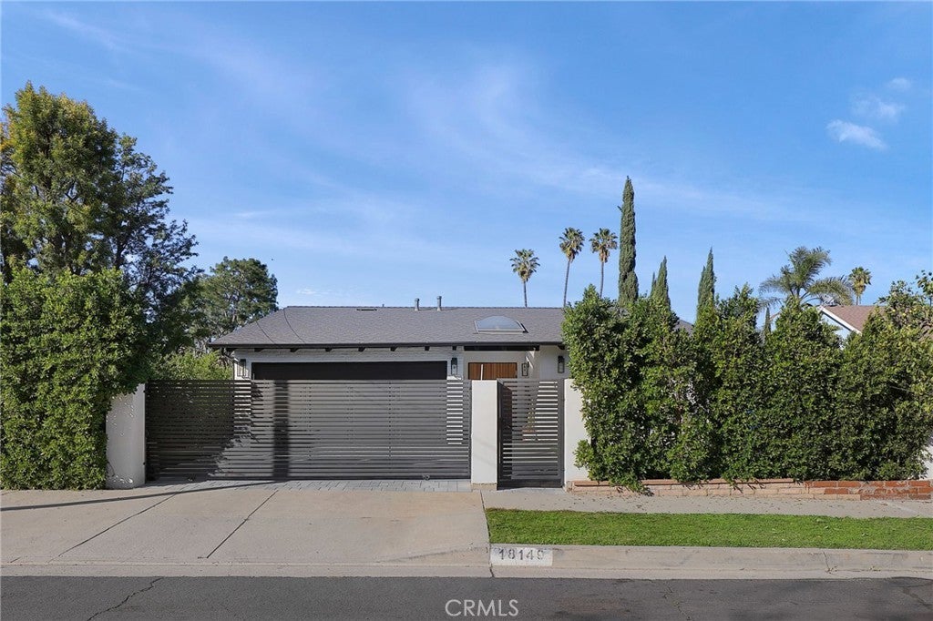 Photo of Listing #SR25171043