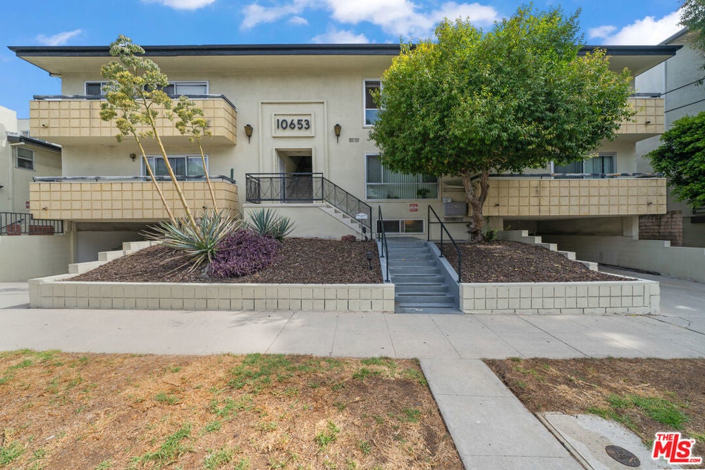 Photo of Listing #25571685