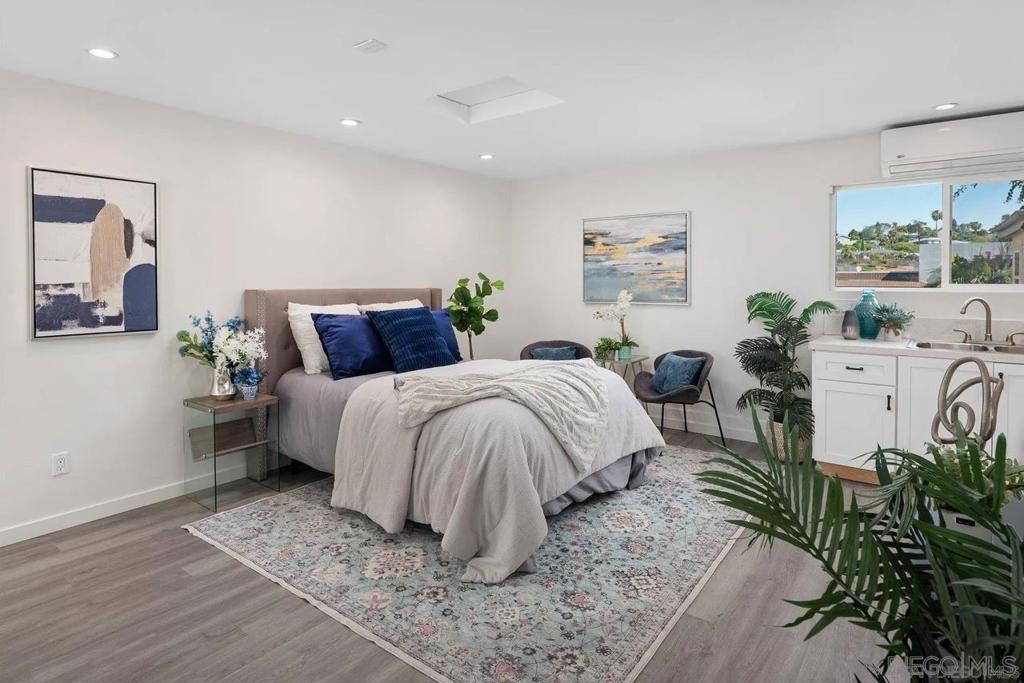 Photo of Listing #250034875SD