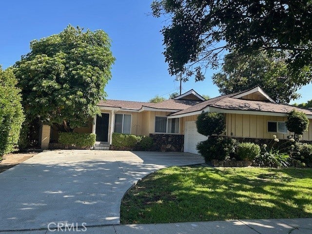 Photo of Listing #SR25171793