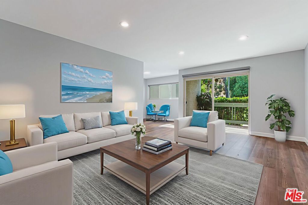 Photo of Listing #25572331