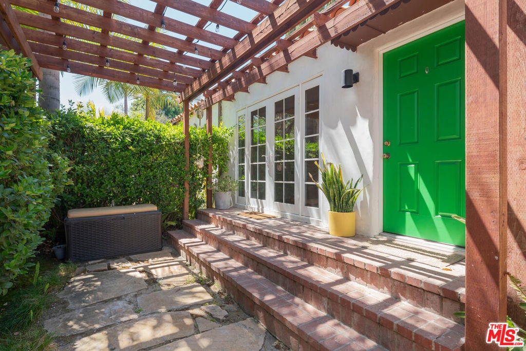 Photo of Listing #25566029