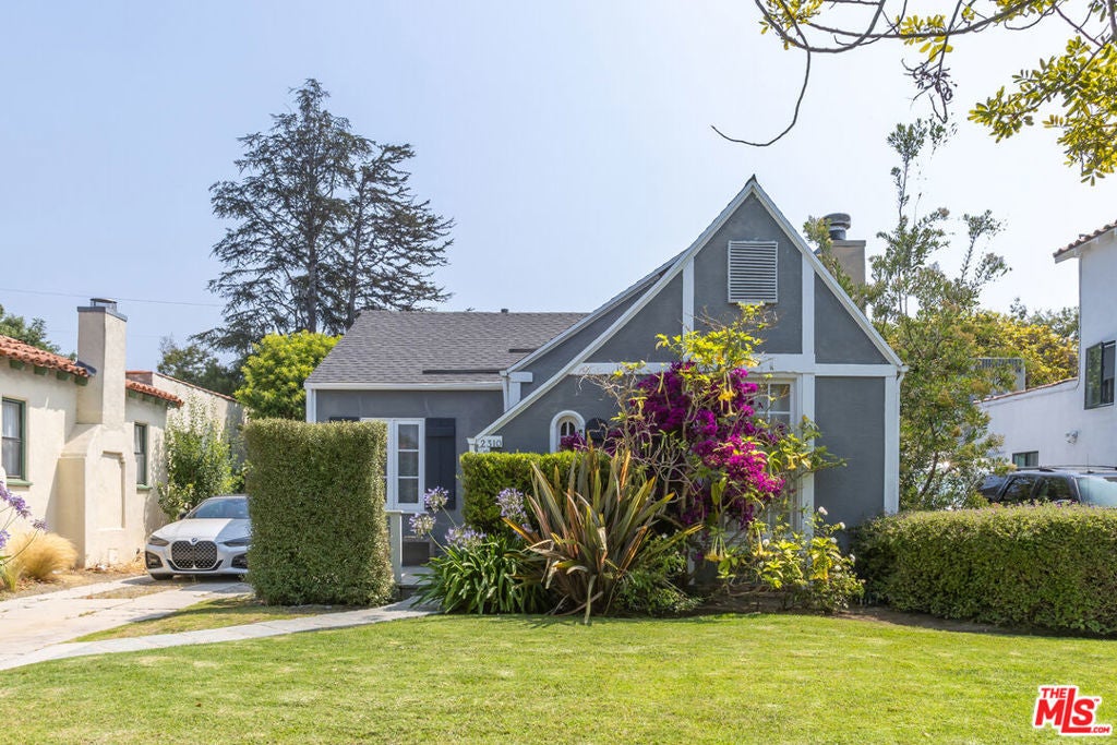 Photo of Listing #25572607