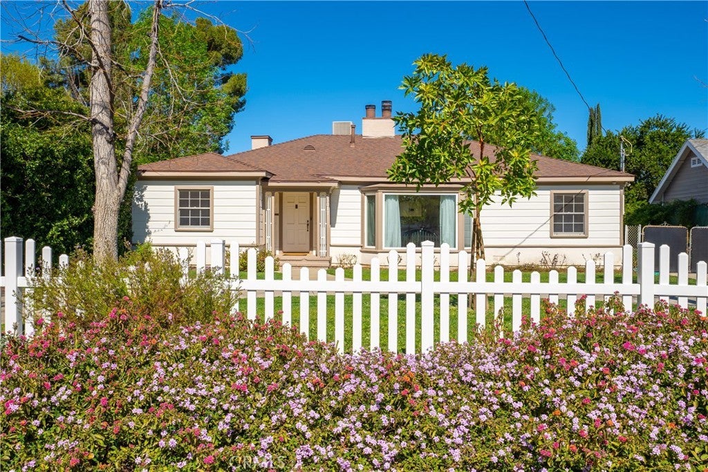 Photo of Listing #SR25173218