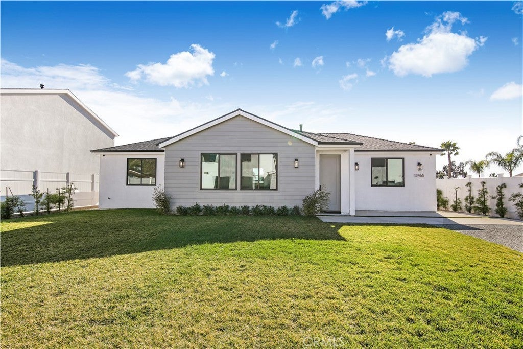 Photo of Listing #SR25172966