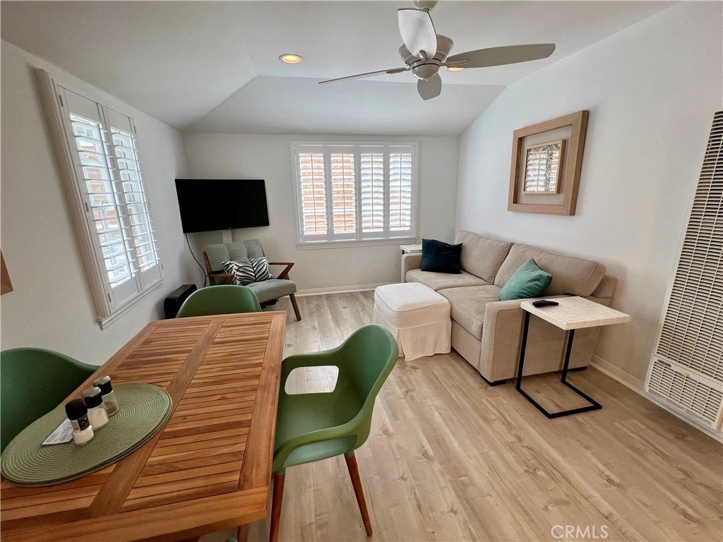 Photo of Listing #NP25173469