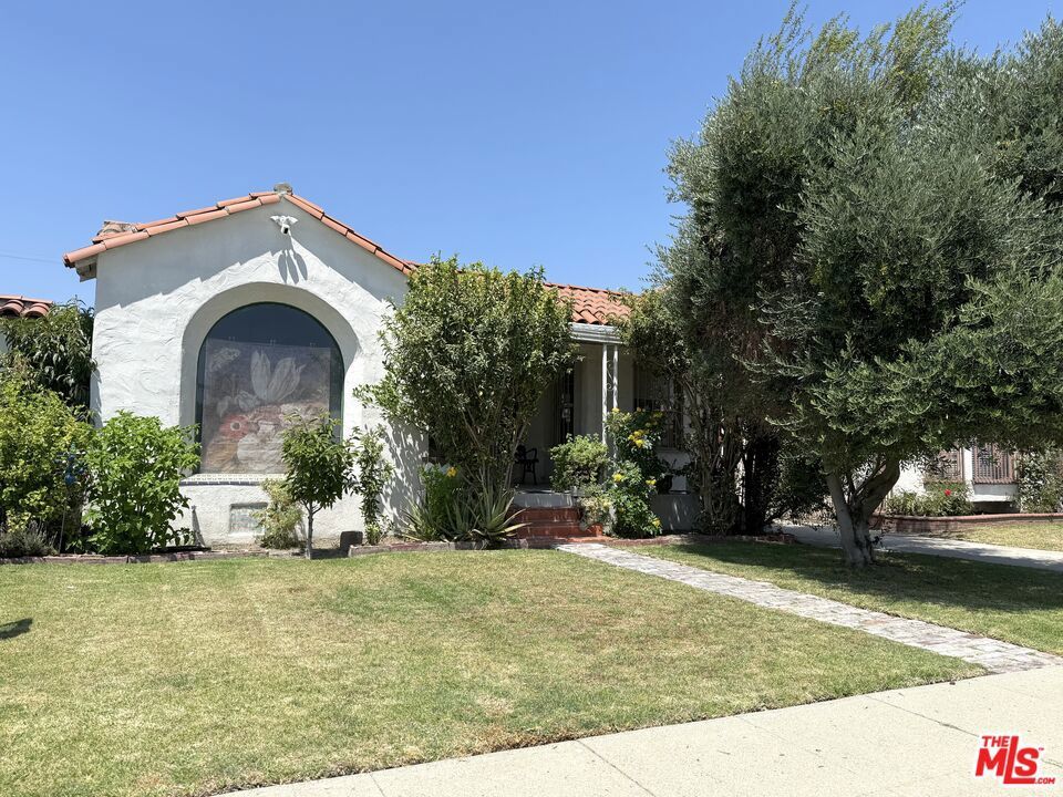 Photo of Listing #25573055