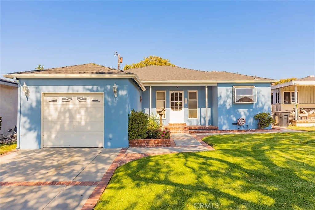 Photo of Listing #SB25173682