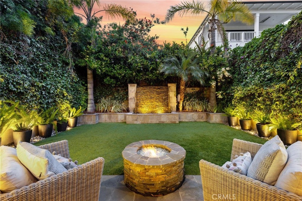 Photo of Listing #SB25173508