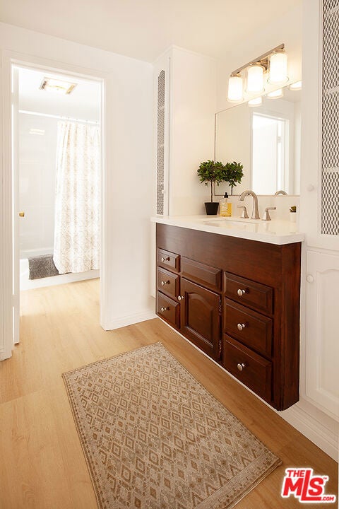 Photo of Listing #25573491