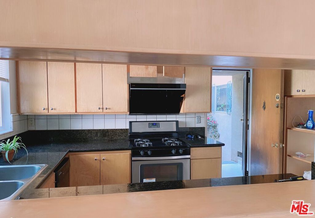 Photo of Listing #25573507