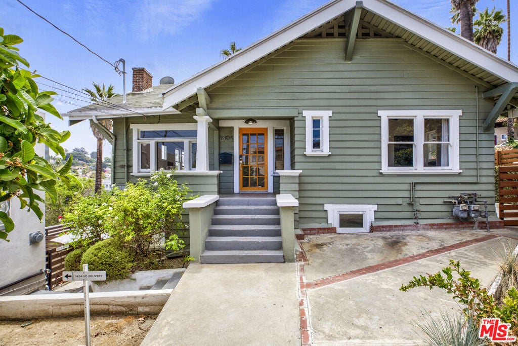 Photo of Listing #25573581