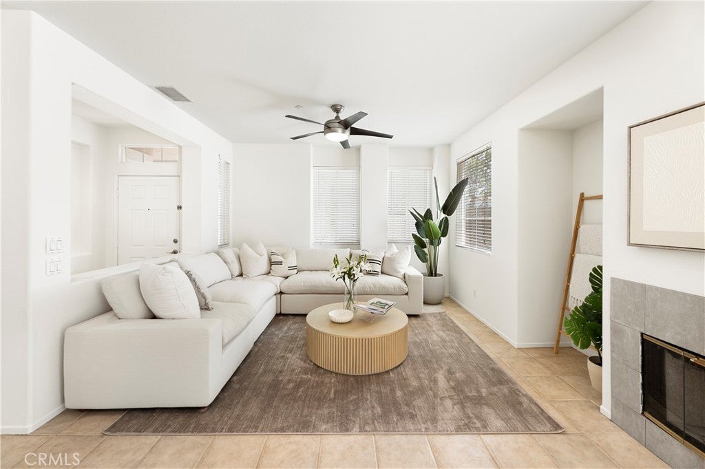 Photo of Listing #OC25174890