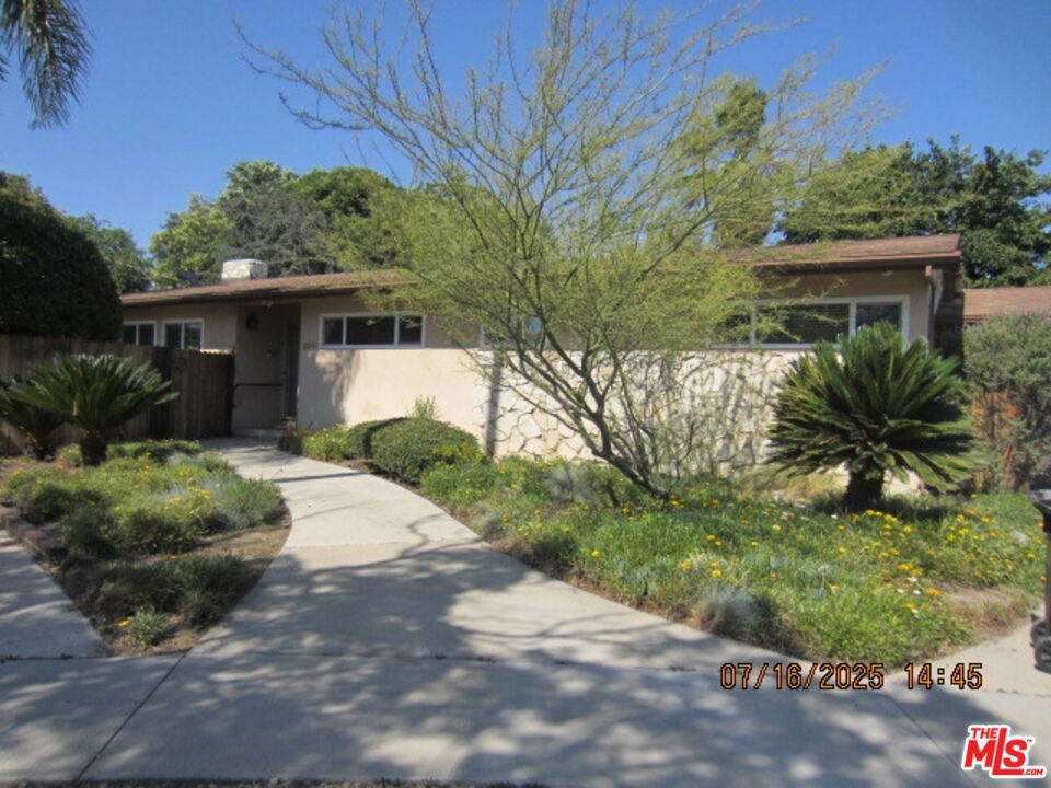 Photo of Listing #25574089