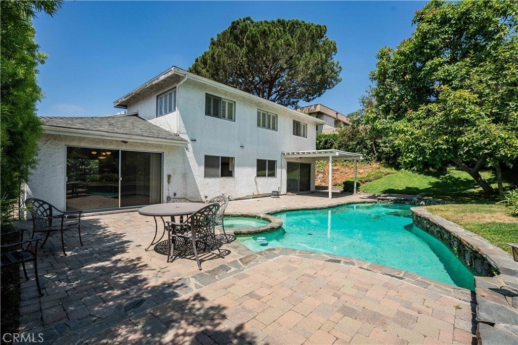 Photo of Listing #SR25174481