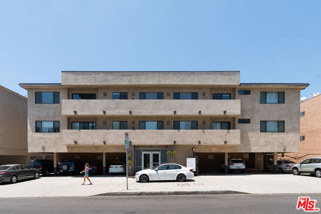 Photo of Listing #25574149