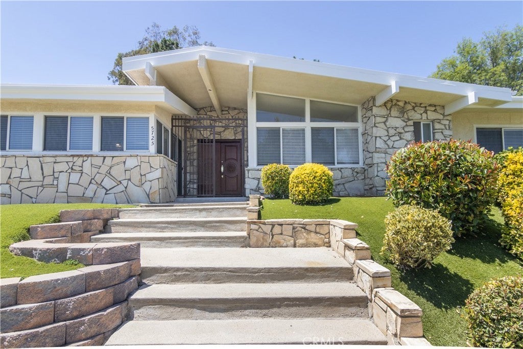 Photo of Listing #SR25175604