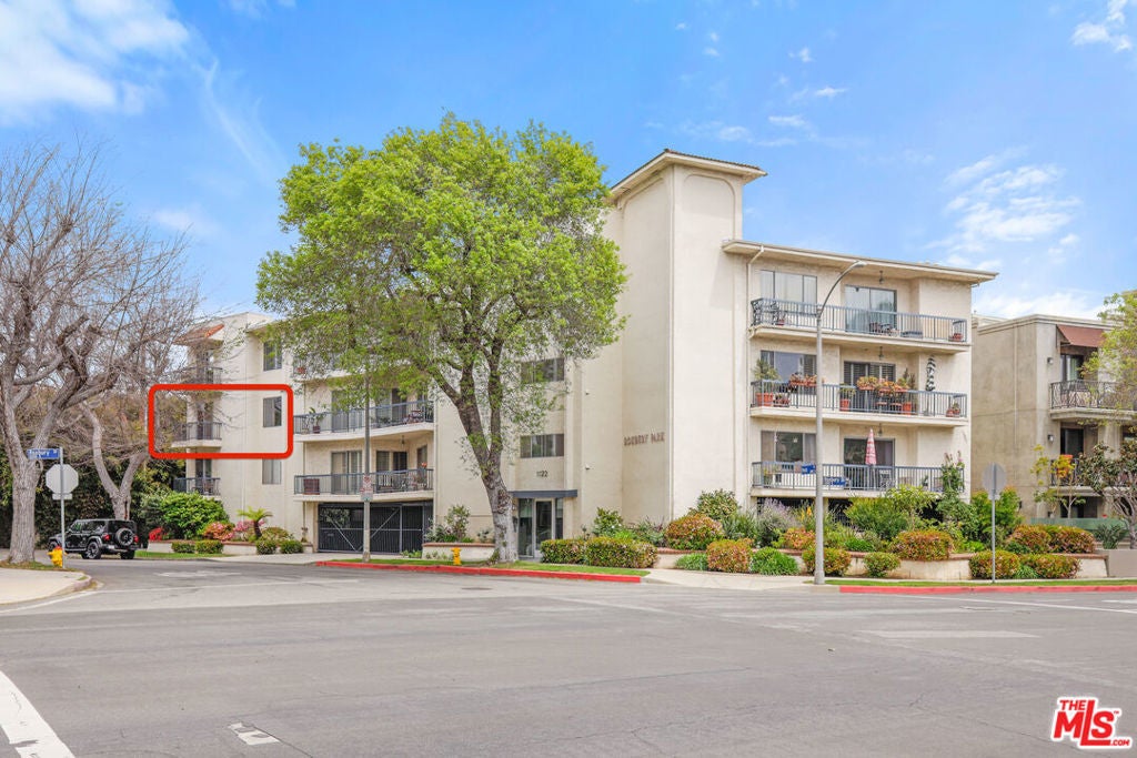 Photo of Listing #25564793