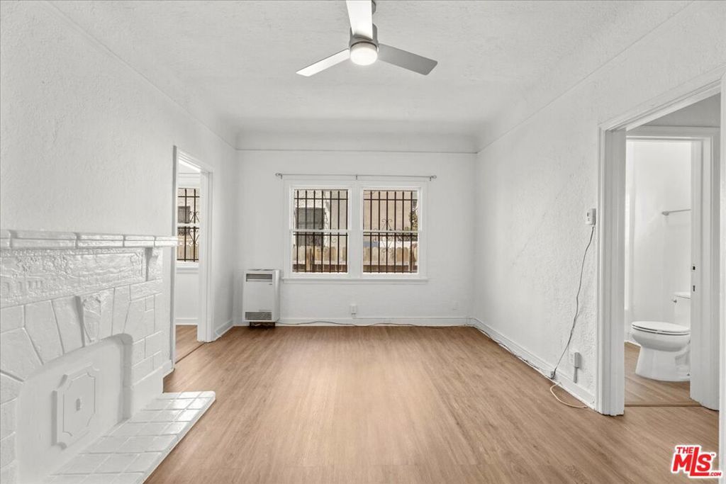 Photo of Listing #25574803