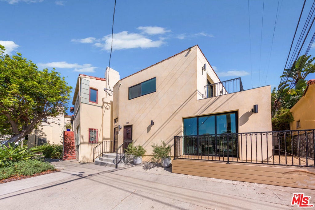 Photo of Listing #25575171