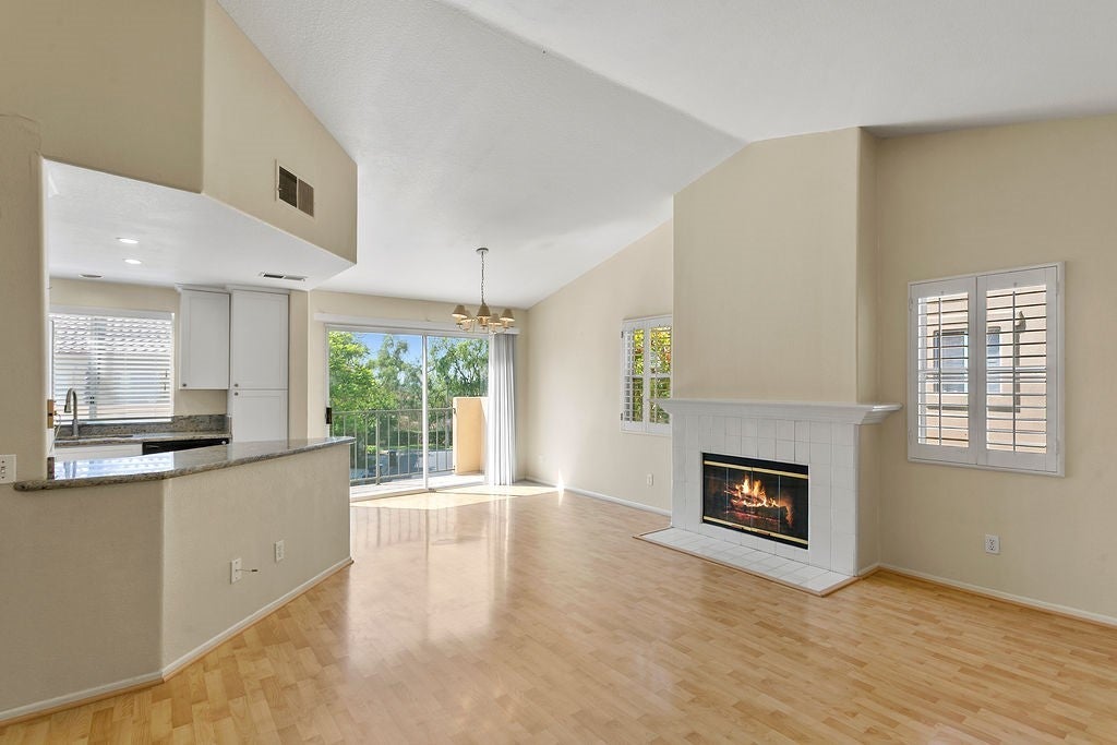 Photo of Listing #PW25175498