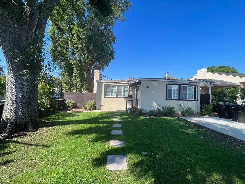 Photo of Listing #SR25177377