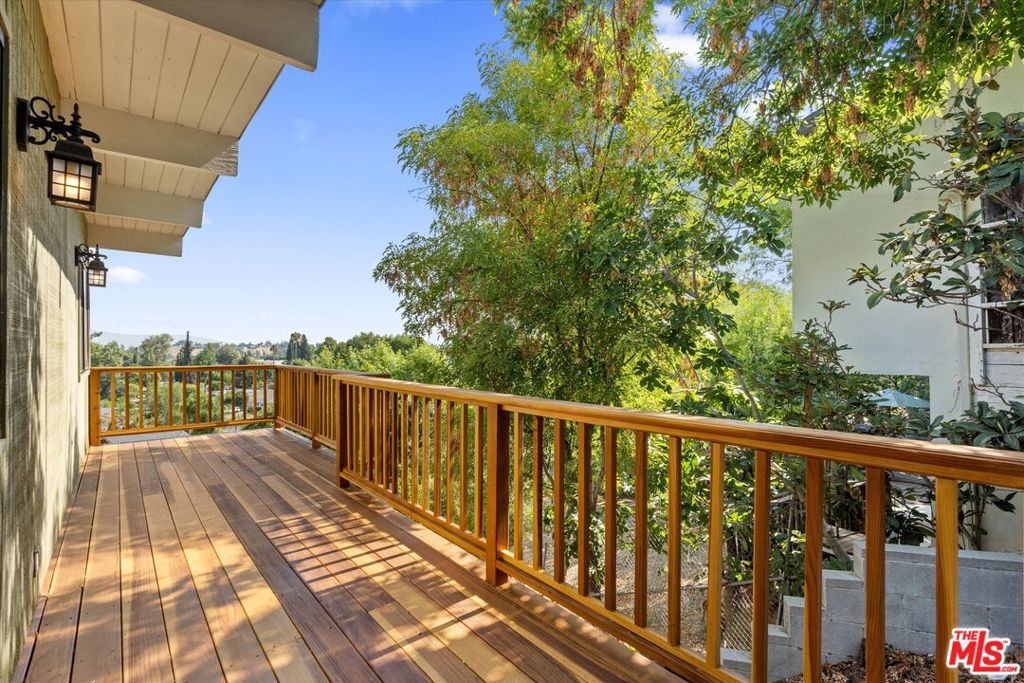 Photo of Listing #25575165