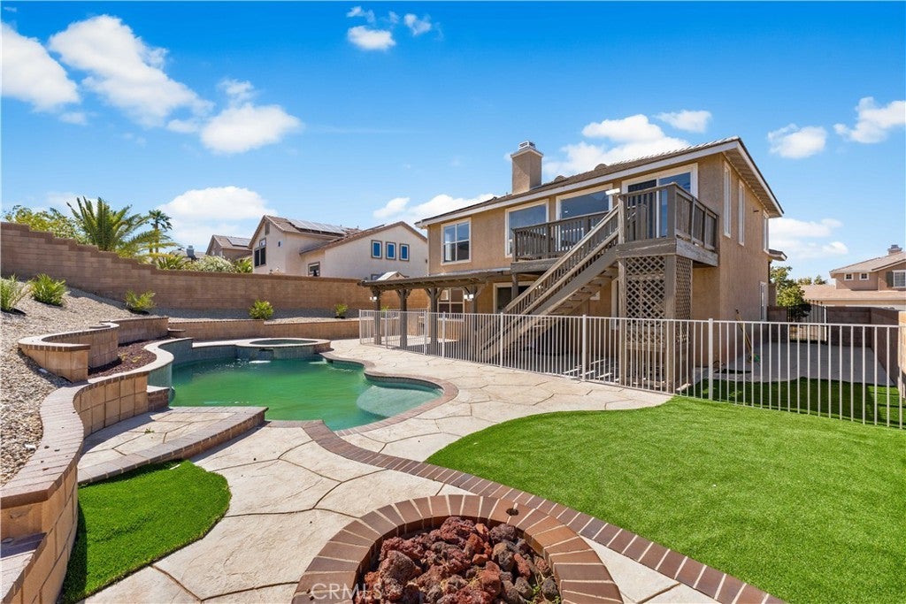 Photo of Listing #SR25178436