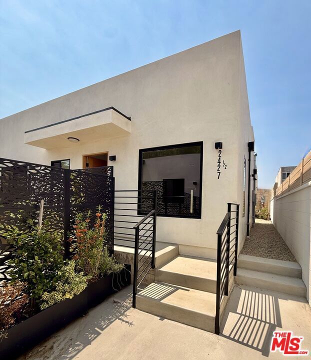 Photo of Listing #25575947