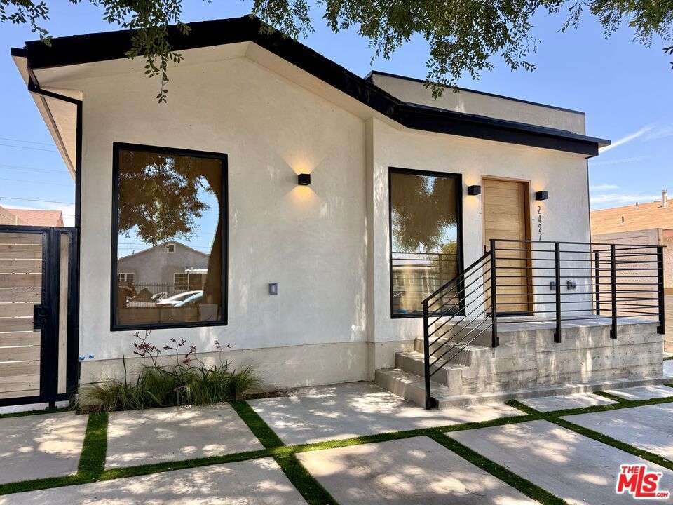 Photo of Listing #25575965