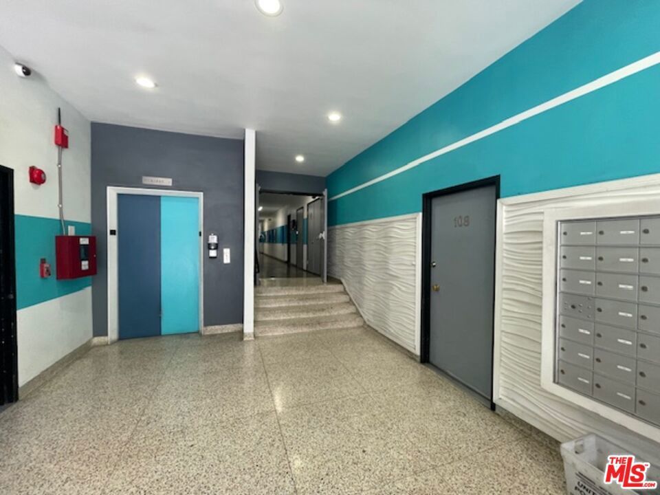 Photo of Listing #25576123