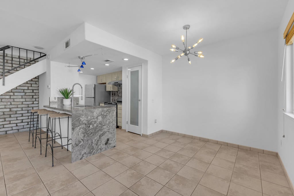 Photo of Listing #219133775DA