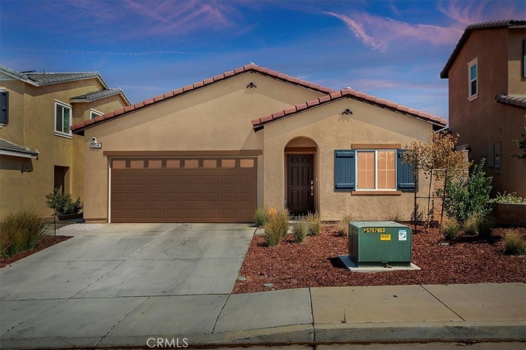 Photo of Listing #IV25179377