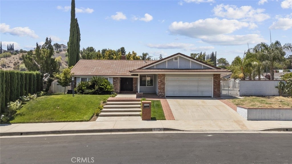 Photo of Listing #SR25179428