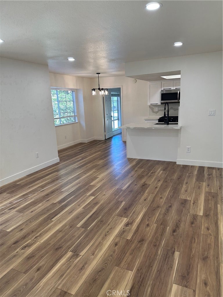 Photo of Listing #SR25180119