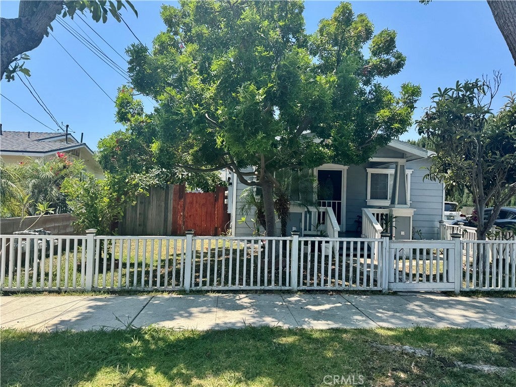 Photo of Listing #PW25180256