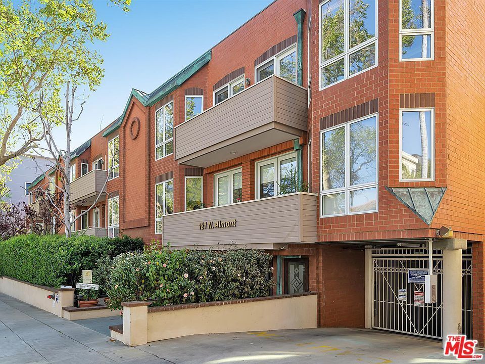 Photo of Listing #25562395