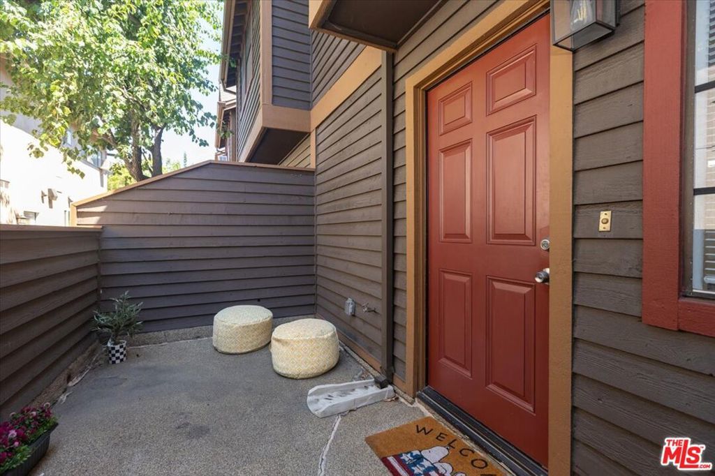 Photo of Listing #25575821