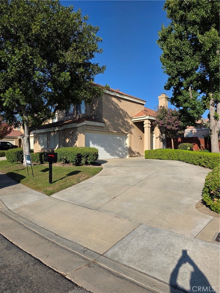 Photo of Listing #IV25181086