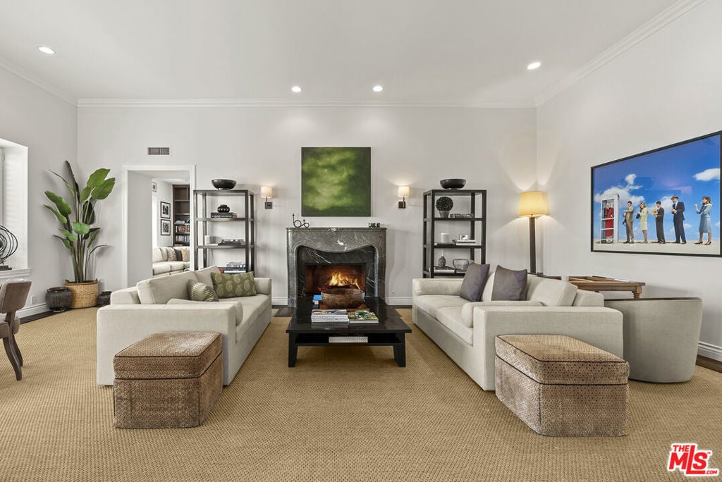 Photo of Listing #25577433