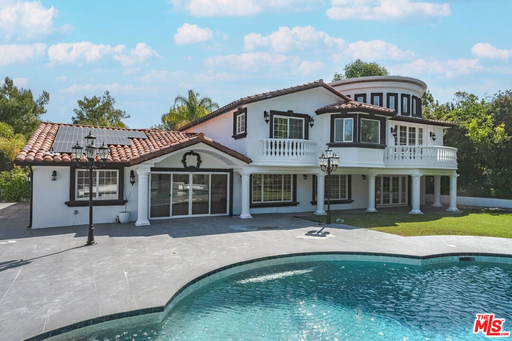 Photo of Listing #25576911