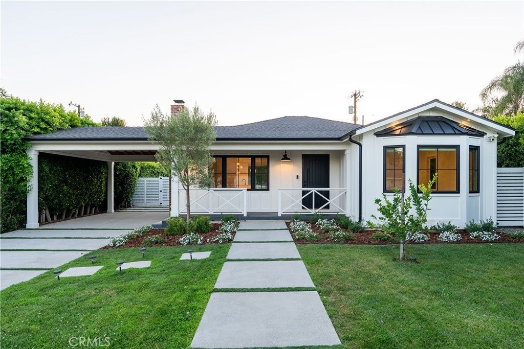 Photo of Listing #SR25181353