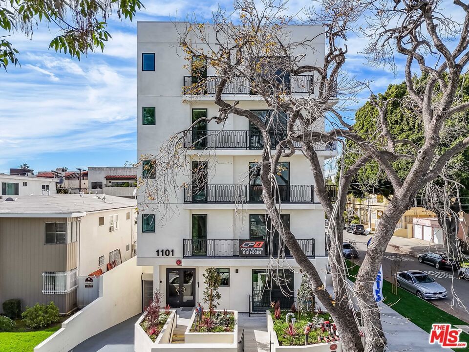 Photo of Listing #25577891