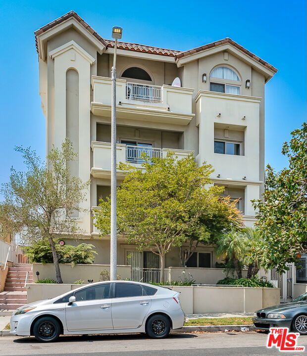 Photo of Listing #25578389