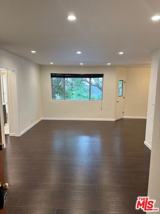 Photo of Listing #25578521