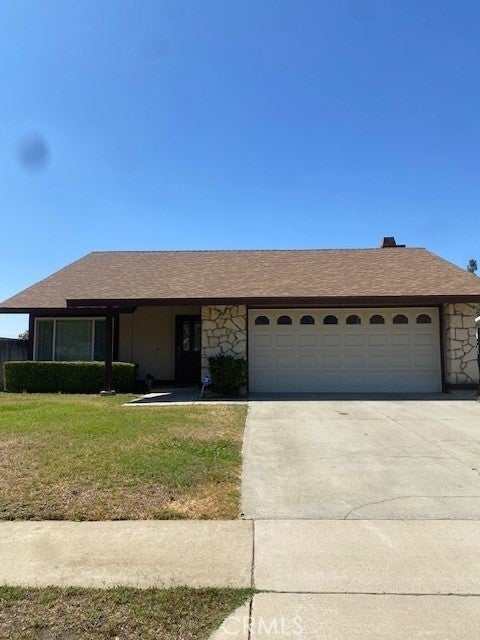 Photo of Listing #IV25183589