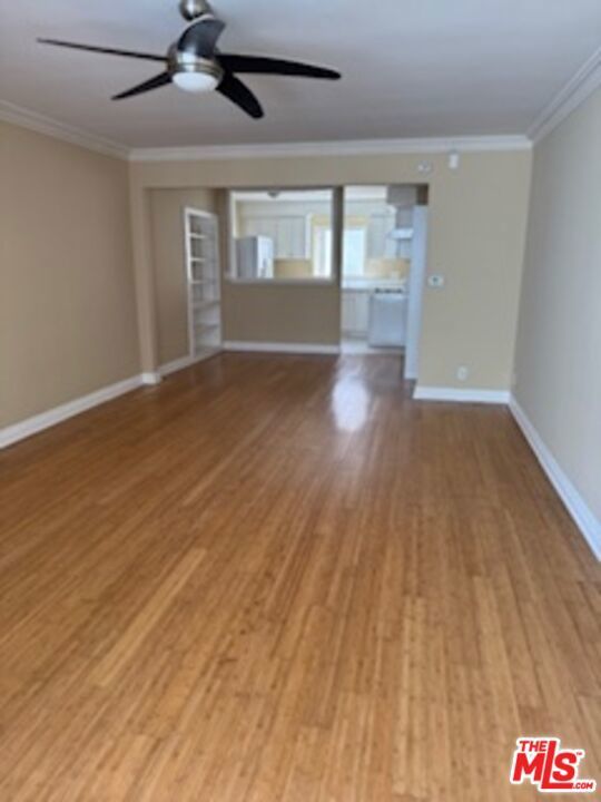 Photo of Listing #25578303