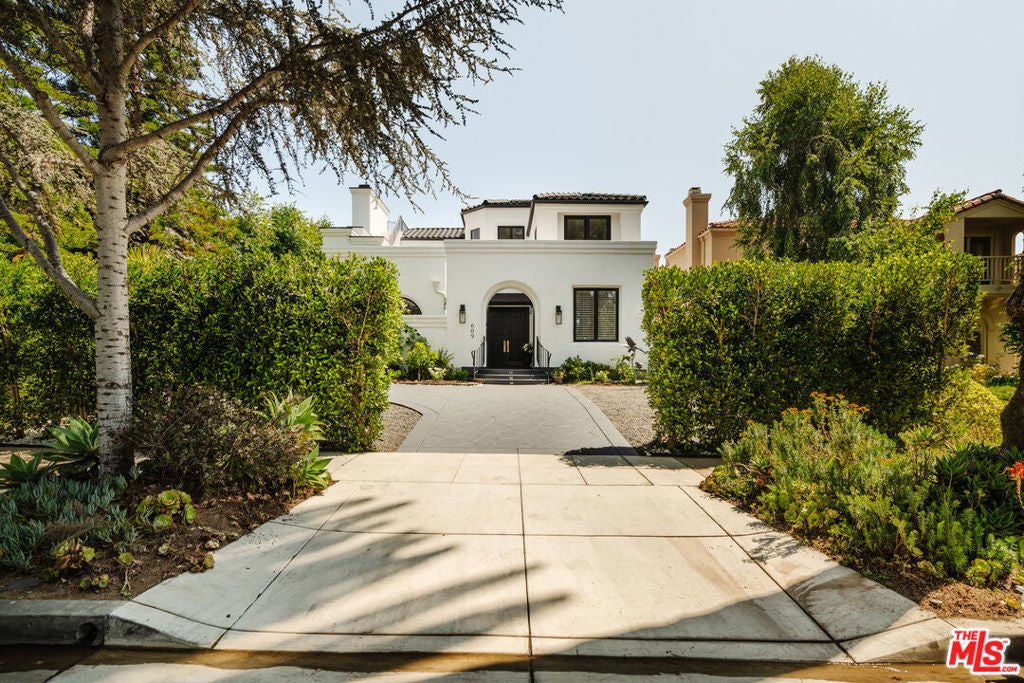 Photo of Listing #25578637