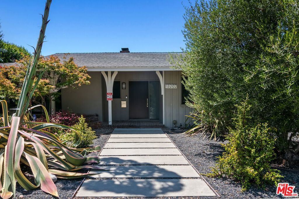 Photo of Listing #25577785